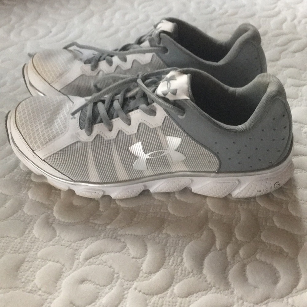 Under Armour Tennis Shoes